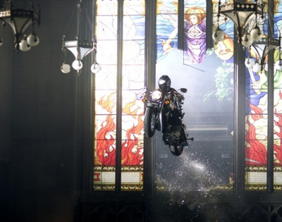 Обитель зла 2: Апокалипсис 2004 Обитель зла 2: Апокалипсис 2004