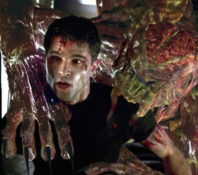 Обитель зла 2002 Обитель зла 2002